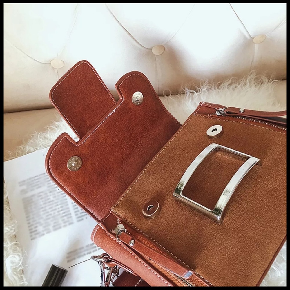 NEW BORDEAUX Crossbody - Picture 4 of 7